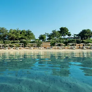 Trikorfo Apartahotel